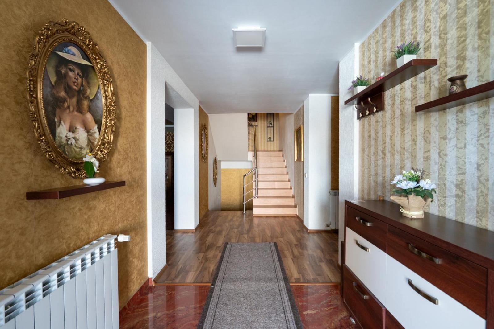 Farawayhomes Aparthotel Near Vienna Airport - Anytime Self Check-In Bruck an der Leitha Exterior photo