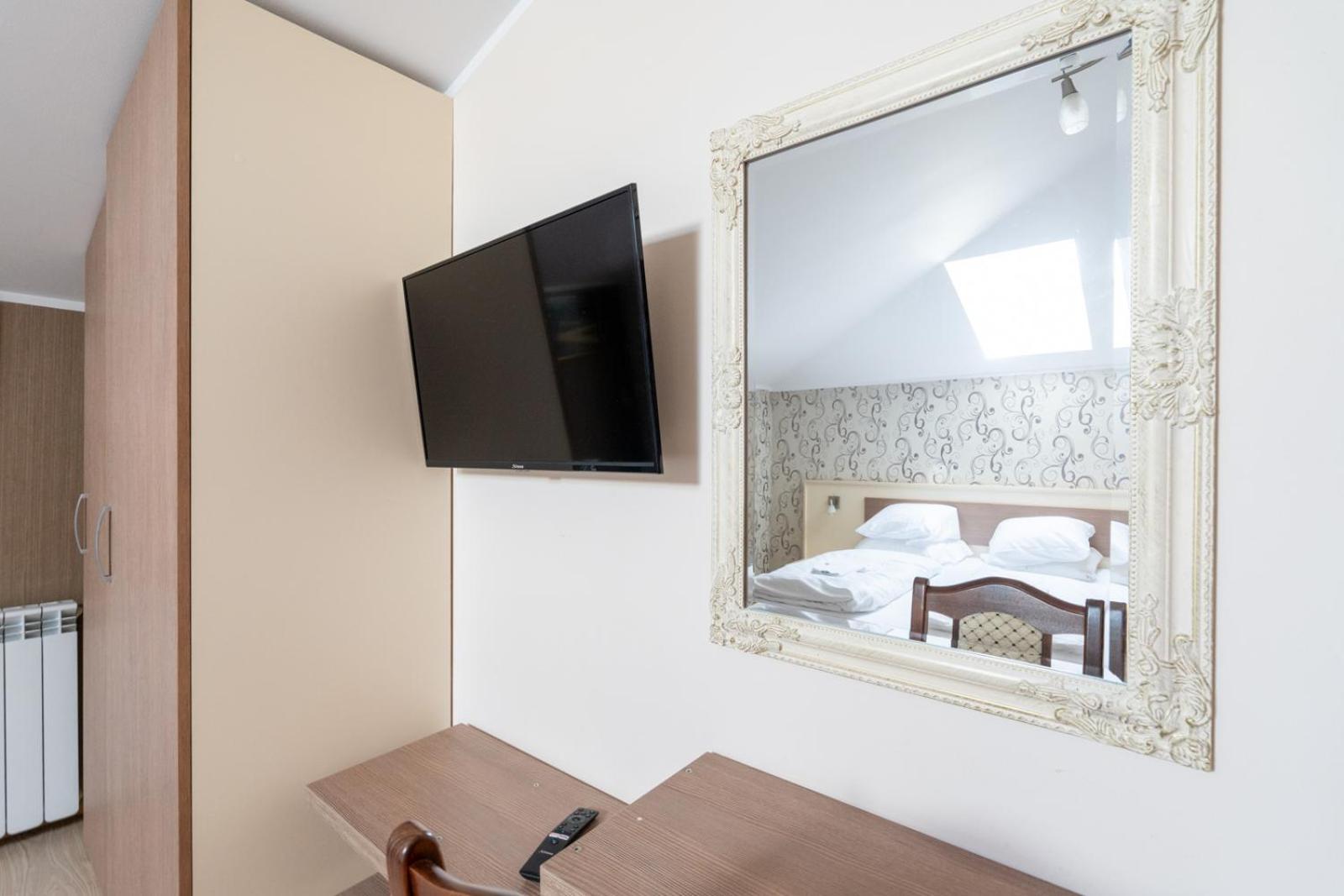 Farawayhomes Aparthotel Near Vienna Airport - Anytime Self Check-In Bruck an der Leitha Exterior photo